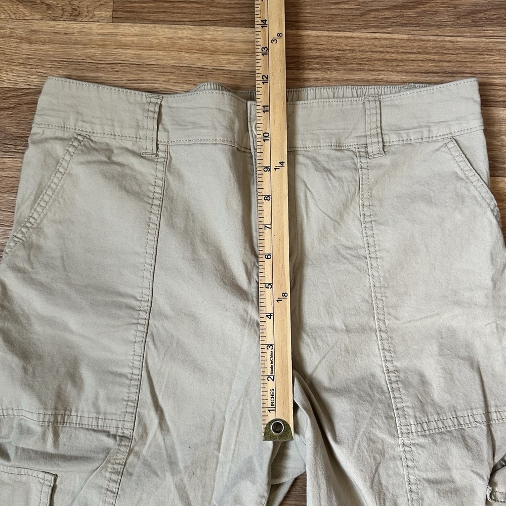 Social Standard by Sanctuary Womens Cargo Crop Pants Size L Beige Gorpcore - Picture 6 of 8
